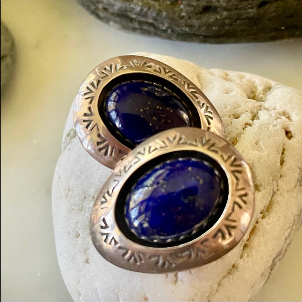 Native American Vintage Lapis Clip Earrings - Picture 4 of 12
